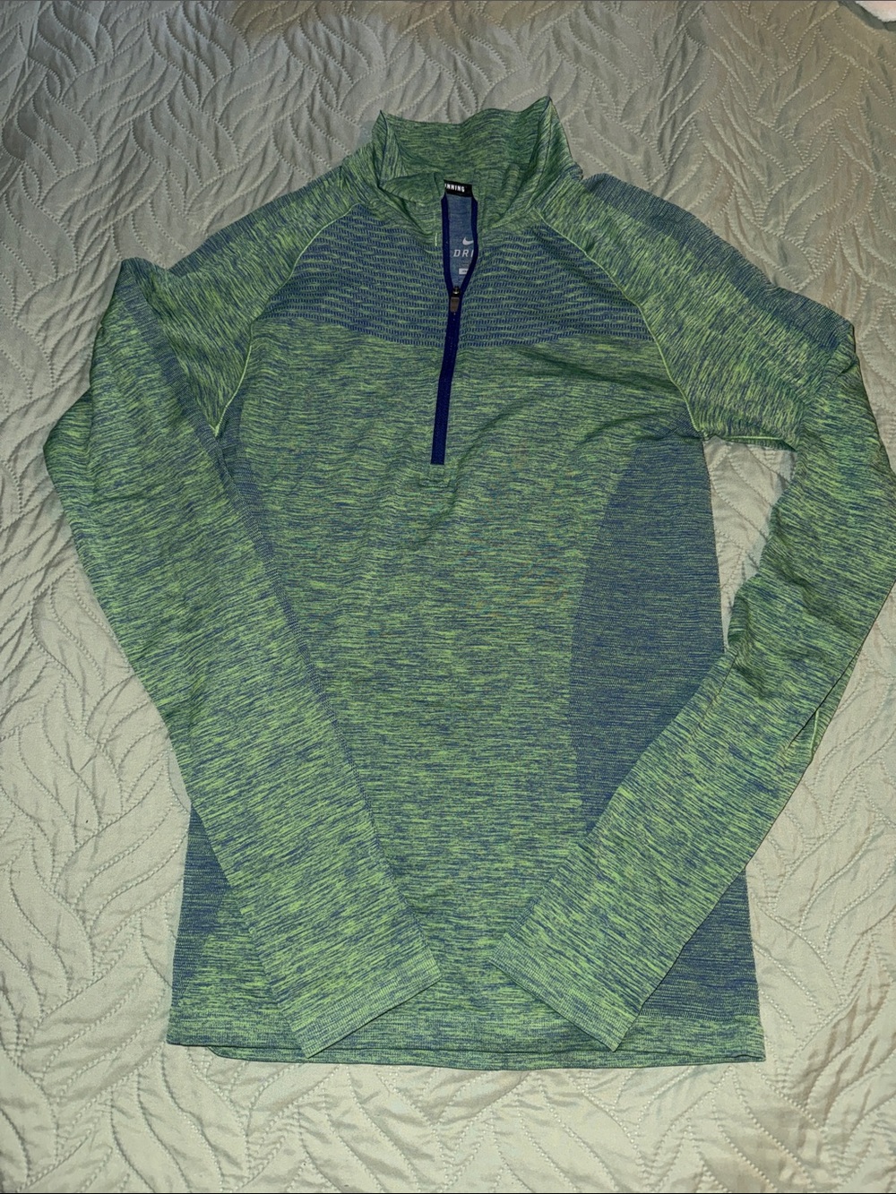 Nike Women's Green Heathered Quarter-Zip Performance long sleeve